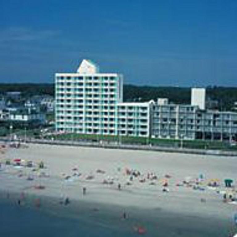 Baymont By Wyndham Virginia Beach Oceanfront Exterior photo